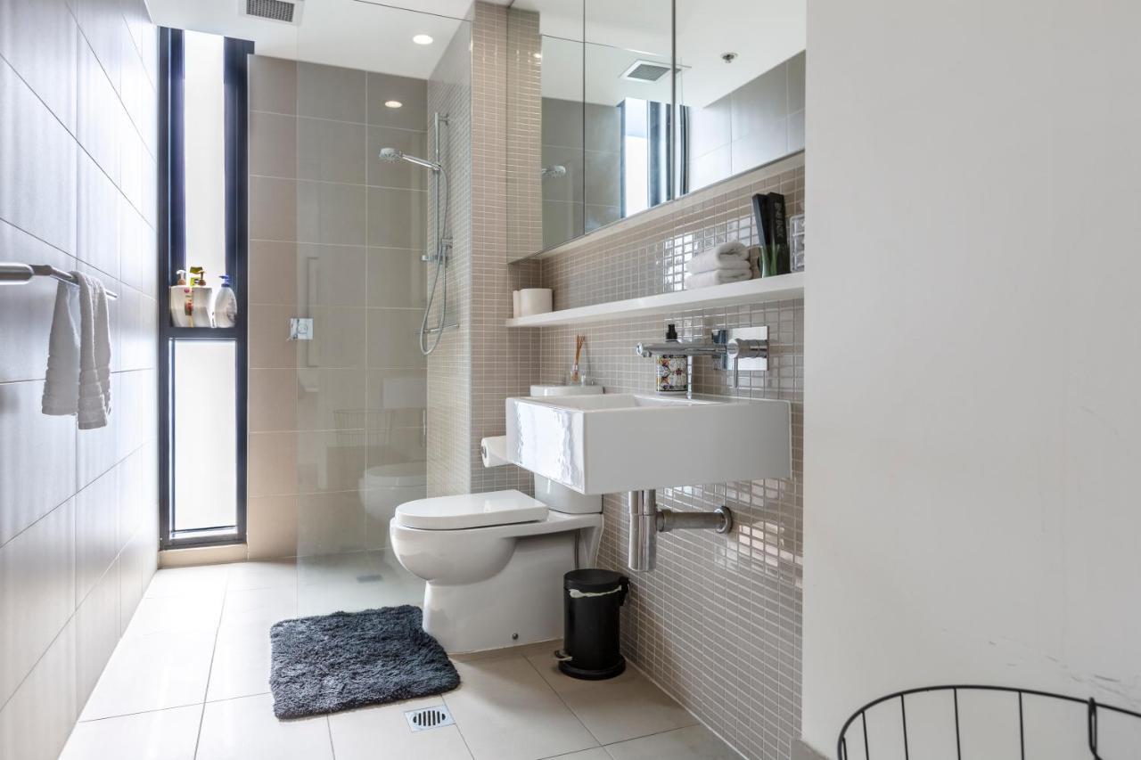 Light, Airy, Spacious Queens Road Apartment Melbourne City Exterior foto